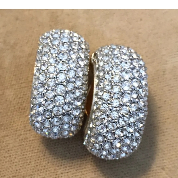 Vintage Swan Signed Swarovski Crystal Earrings Pave Rhinestone Clips - Picture 6 of 6
